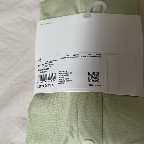 New Uniqlo one piece outfit - Picture 2 of 5